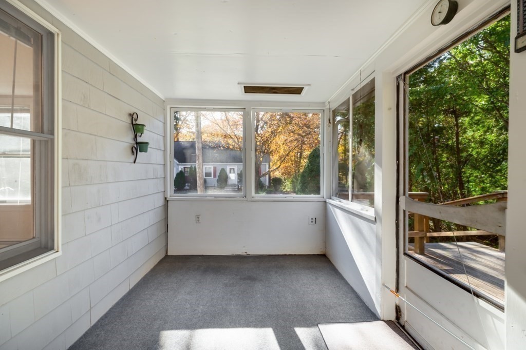 119 Higgins Road Framingham, MA 01701 - Photo 7 of 34