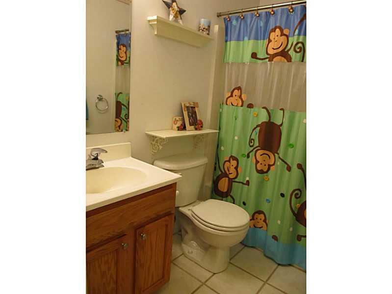 135 Hunter Ridge Road Butler, PA 16001 - Photo 16 of 25 Full Bath.