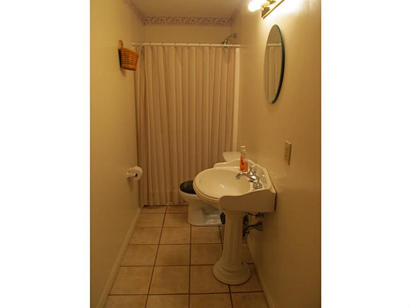 135 Hunter Ridge Road Butler, PA 16001 - Photo 10 of 25 Full Bath.