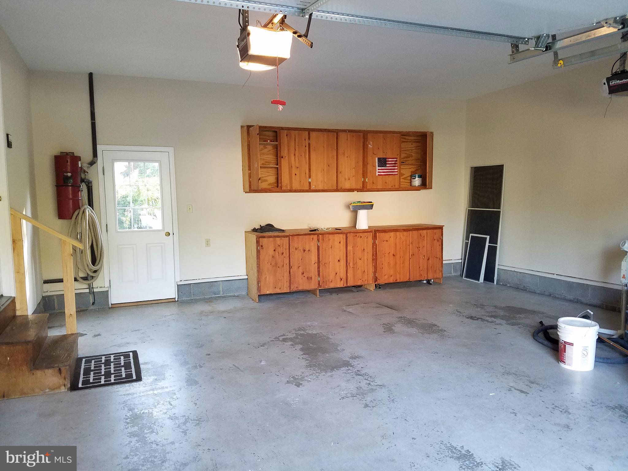 2103 Banner Hill Road Frederick, MD 21702 - Photo 11 of 11 Garage