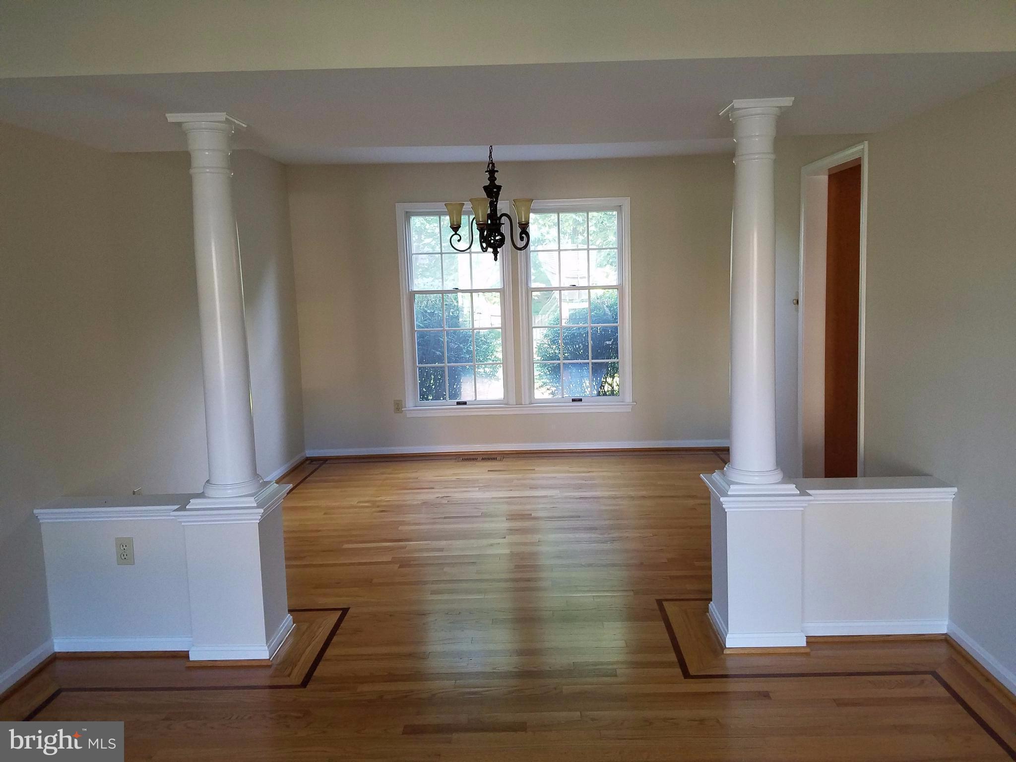 2103 Banner Hill Road Frederick, MD 21702 - Photo 4 of 11 Dining Room