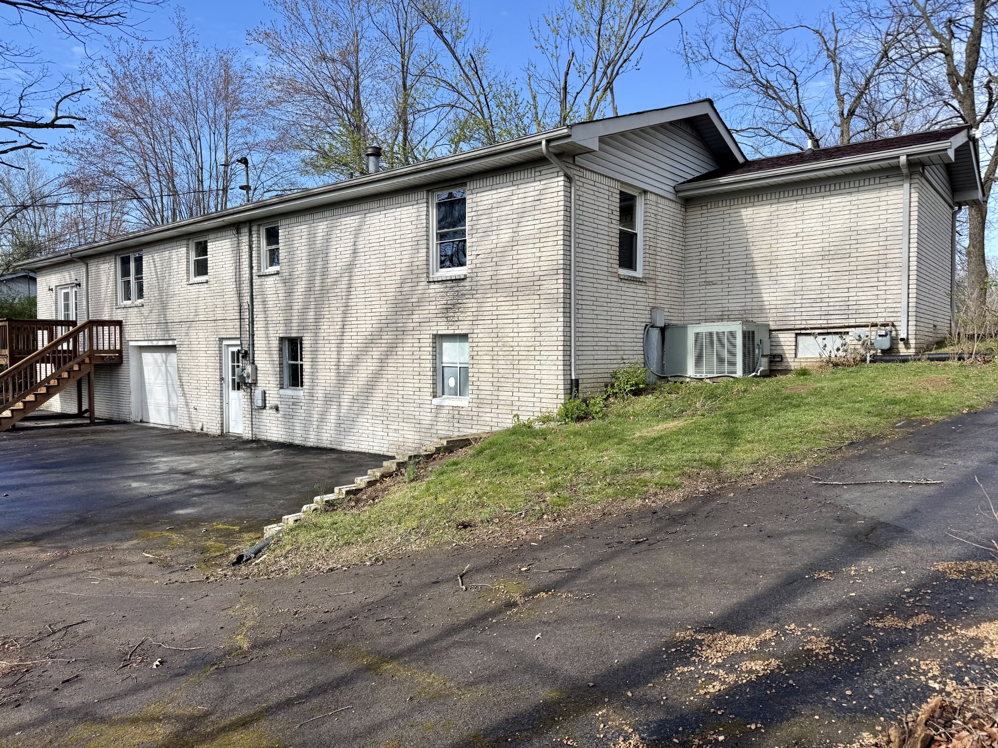 1211 Porter Road Lafayette, TN 37083 - Photo 17 of 19