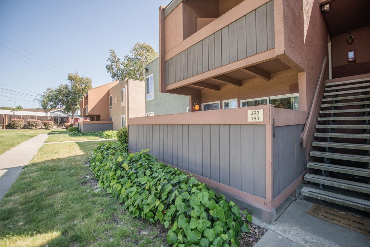 492 Dempsey Road, Unit 193 Milpitas, CA 95035 - Photo 20 of 35 a view of a backyard with a garden