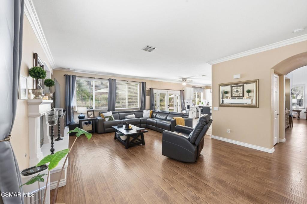 2273 Rudolph Drive Simi Valley, CA 93065 - Photo 22 of 58