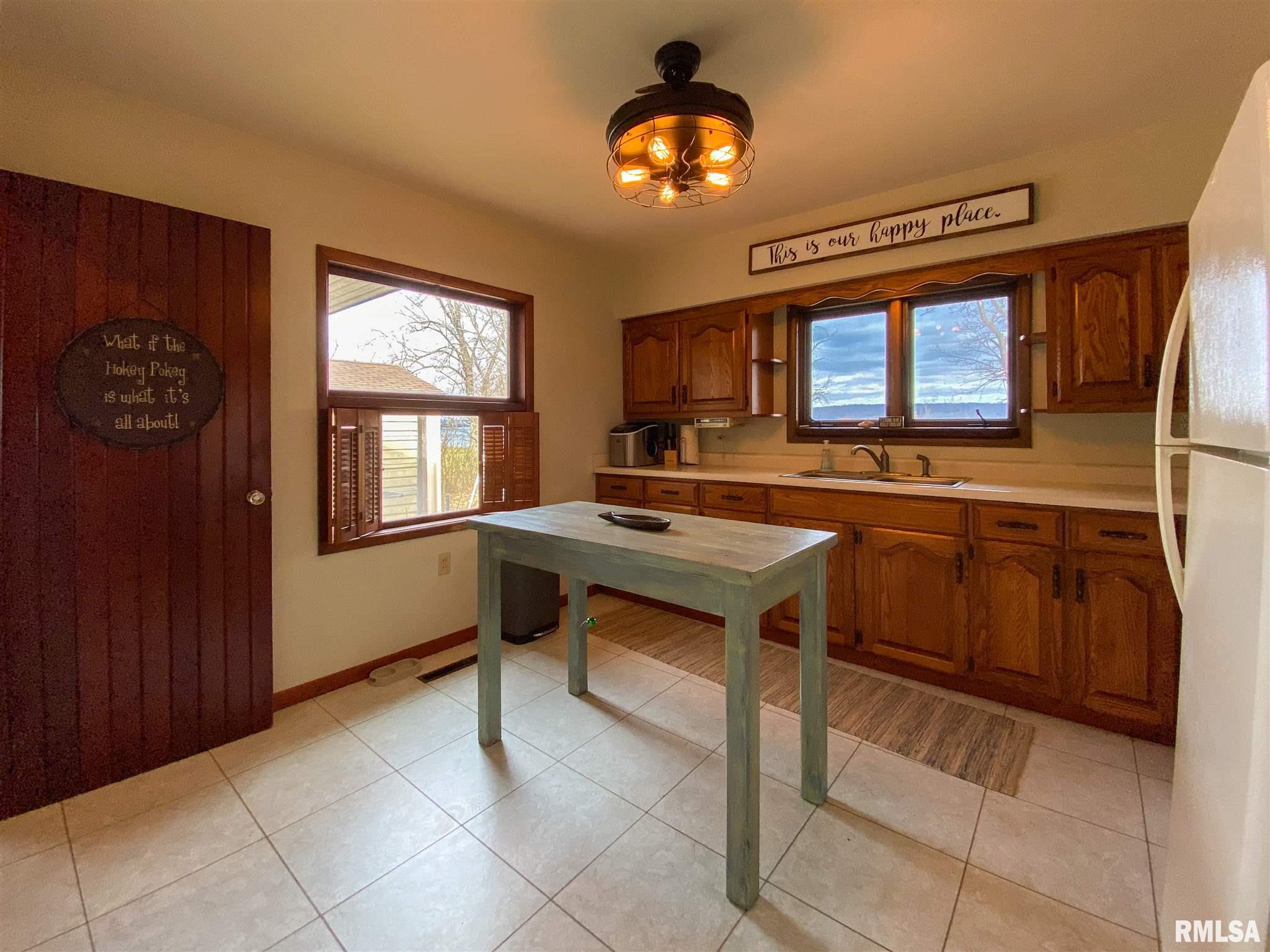 143 Riverside Street Bellevue, IA 52031 - Photo 9 of 27 Gallery Image 9