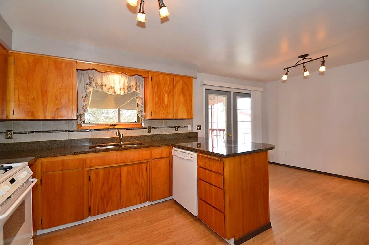 1904 North Bessie Road Spokane Valley, WA 99212 - Photo 5 of 20 Gallery Image 5