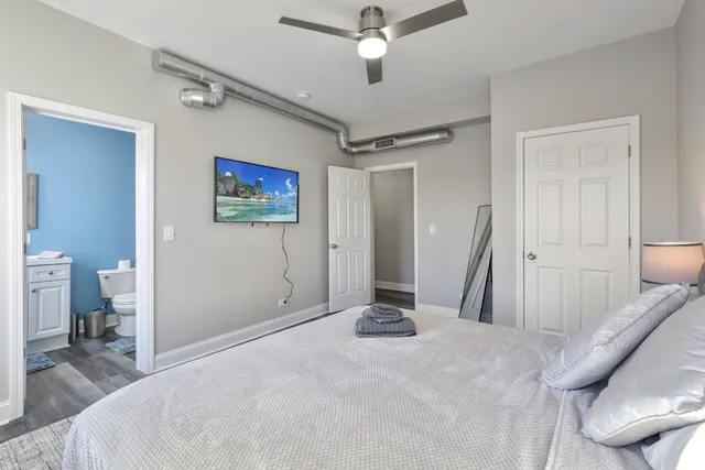 $3,699 | 1111 Bonnie Brae, Unit 3W, River Forest, IL 60305