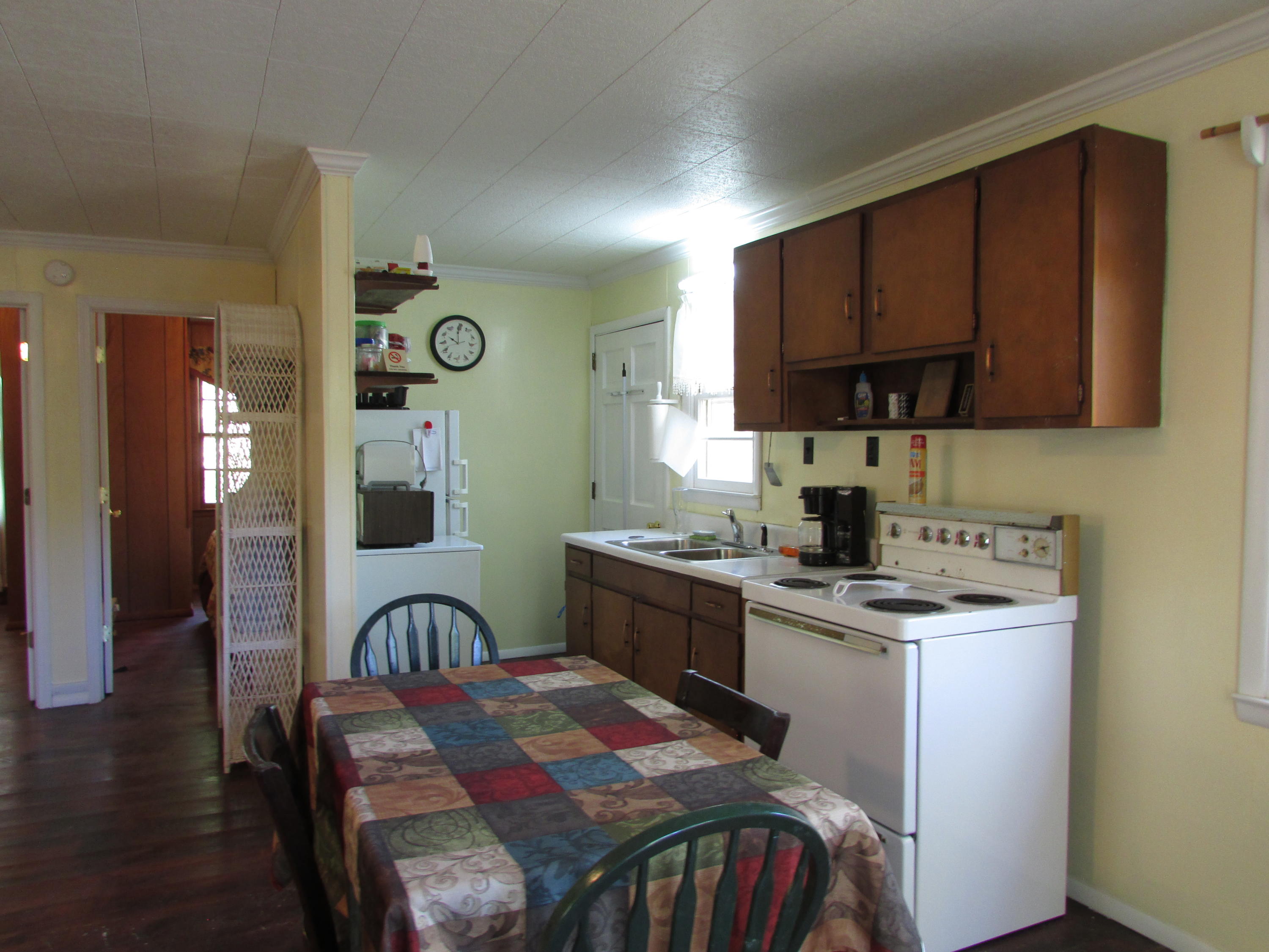 178 Cable Hollow Road Butler, TN 37640 - Photo 29 of 30 178 Cable Hollow Road Butler TN 37640 (2