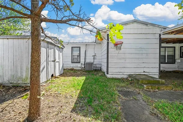 $225,000 | 58 Pershing Drive, Denison, TX 75020