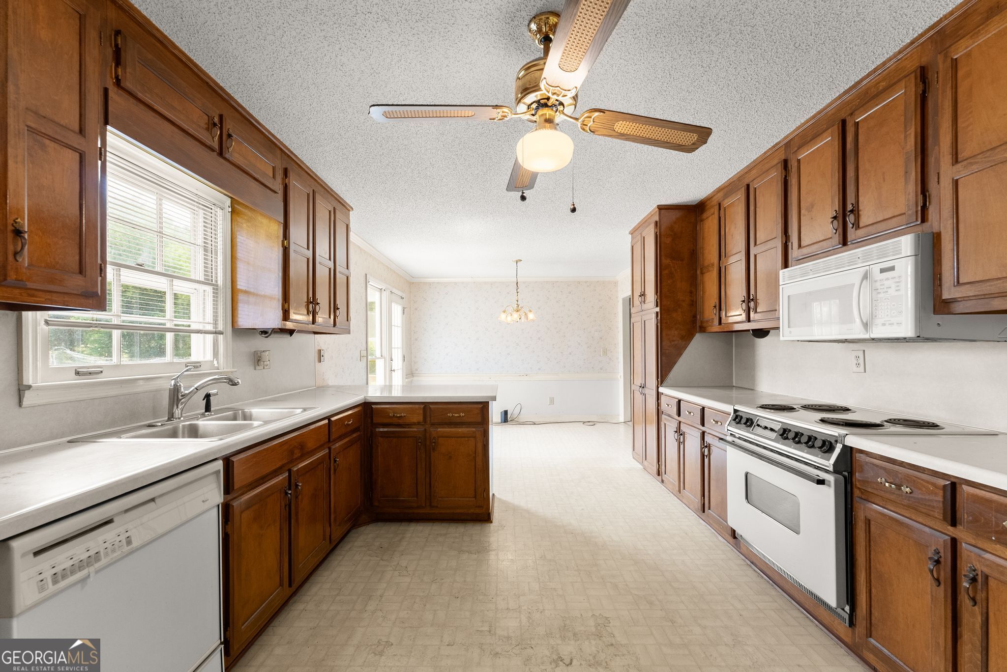 3789 Sardis Church Road Buford, GA 30519 - Photo 6 of 46