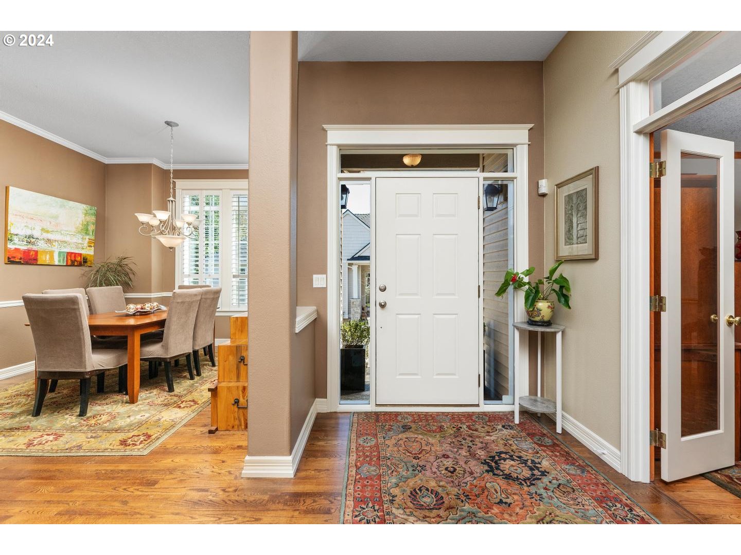 6333 Southwest Canby Street Portland, OR 97219 - Photo 3 of 44 Gallery Image 3