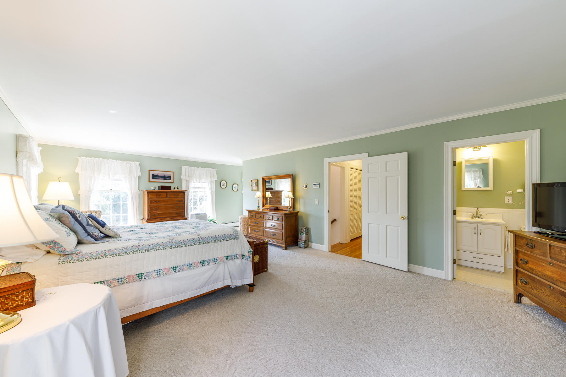 53 Partridge Path Chatham, MA 02633 - Photo 21 of 31 Master Bedroom