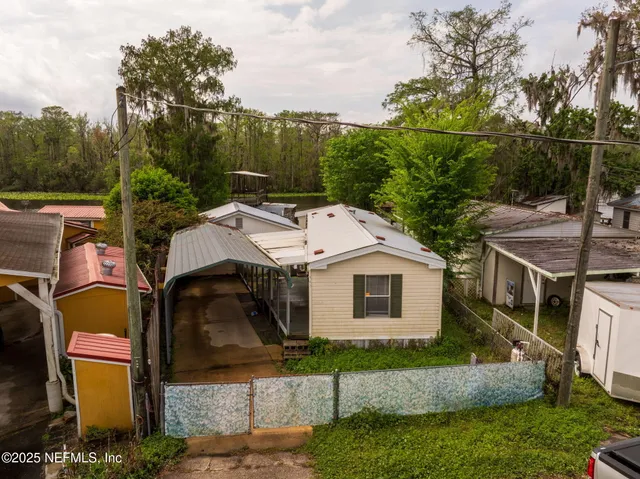 $197,000 | 162 Smith Lane, Satsuma, FL 32189