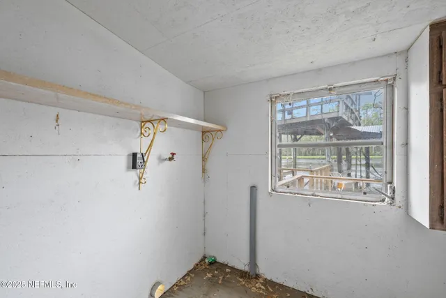 $197,000 | 162 Smith Lane, Satsuma, FL 32189