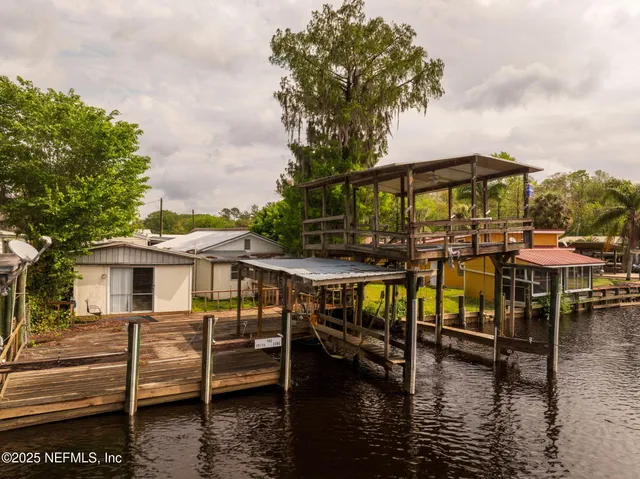 $197,000 | 162 Smith Lane, Satsuma, FL 32189