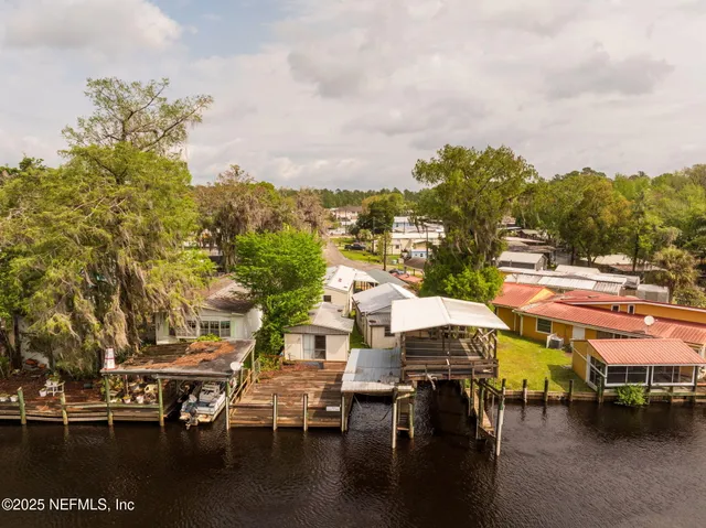 $197,000 | 162 Smith Lane, Satsuma, FL 32189