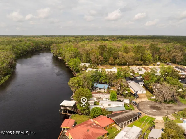 $197,000 | 162 Smith Lane, Satsuma, FL 32189