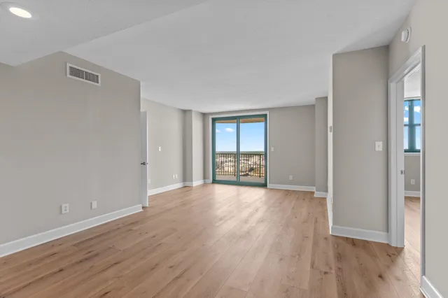 $339,000 | 300 South Duval Street, Unit 1511, Tallahassee, FL 32301