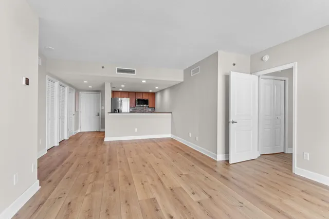 $339,000 | 300 South Duval Street, Unit 1511, Tallahassee, FL 32301