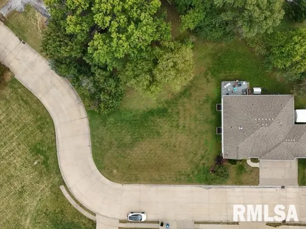 $33,500 | 25 Hidden Valley Circle, Davenport, IA 52804