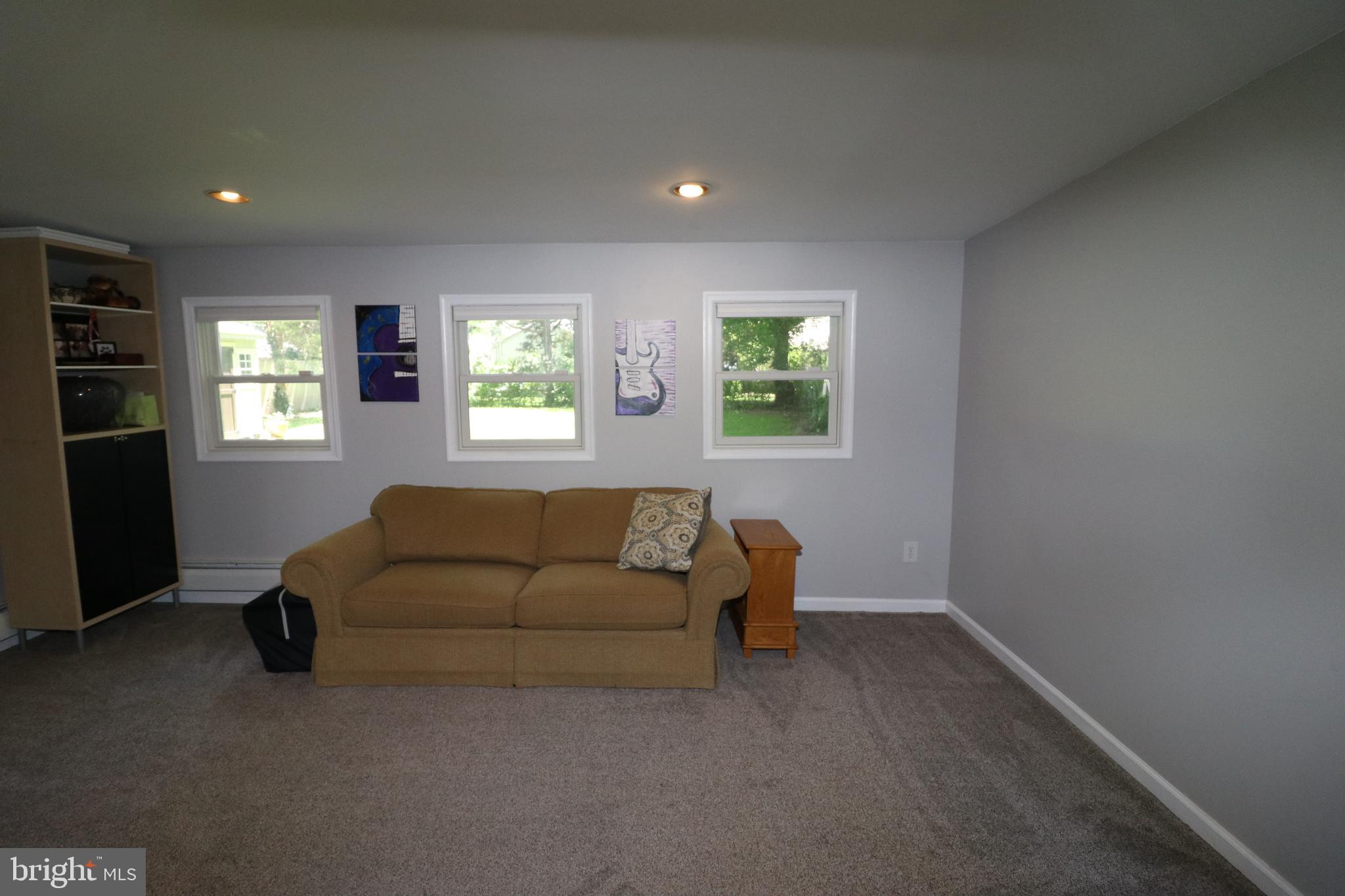 1211 Thomson Road Abington, PA 19001 - Photo 21 of 31 Family Room