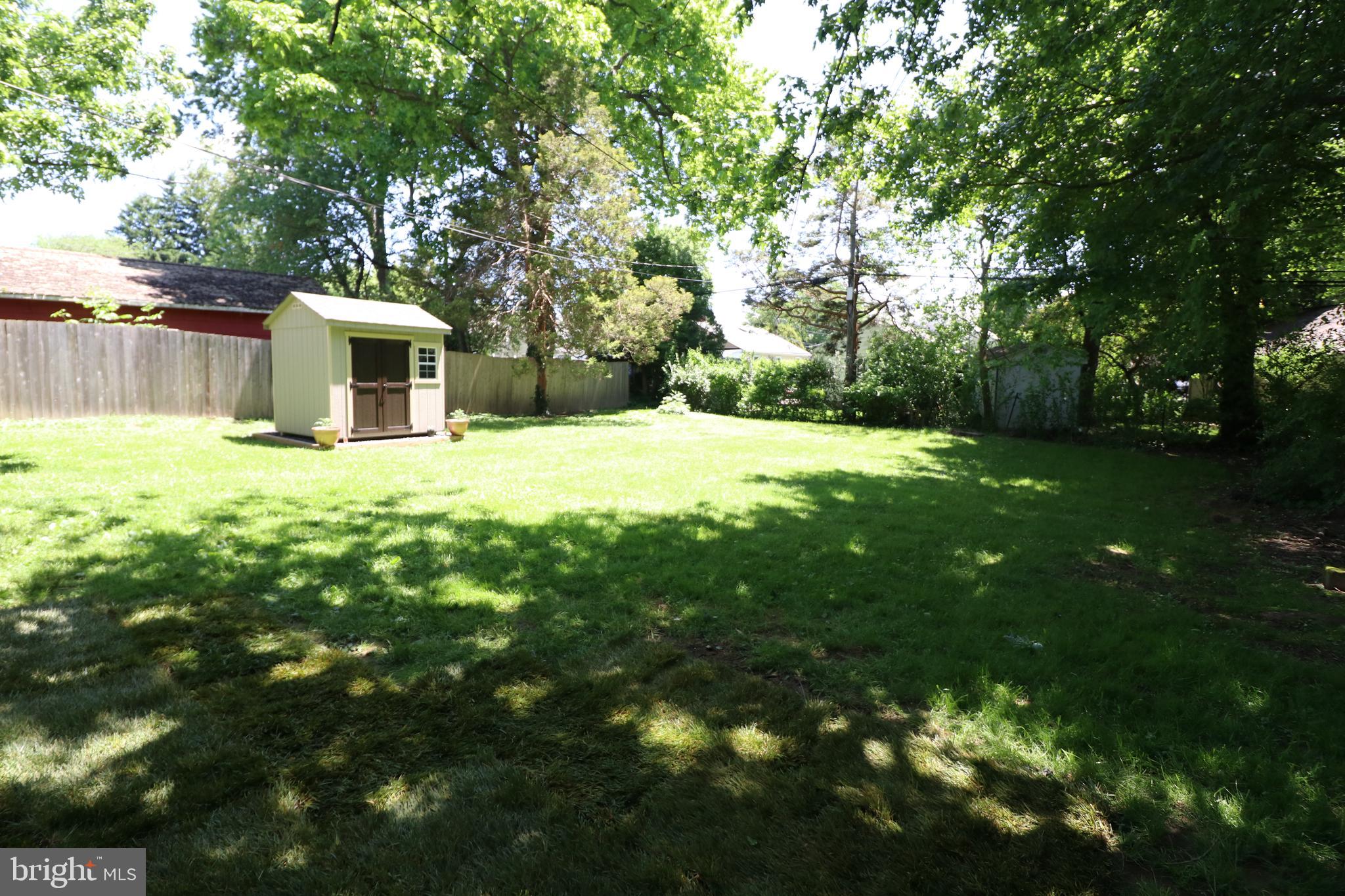 1211 Thomson Road Abington, PA 19001 - Photo 29 of 31 Rear view