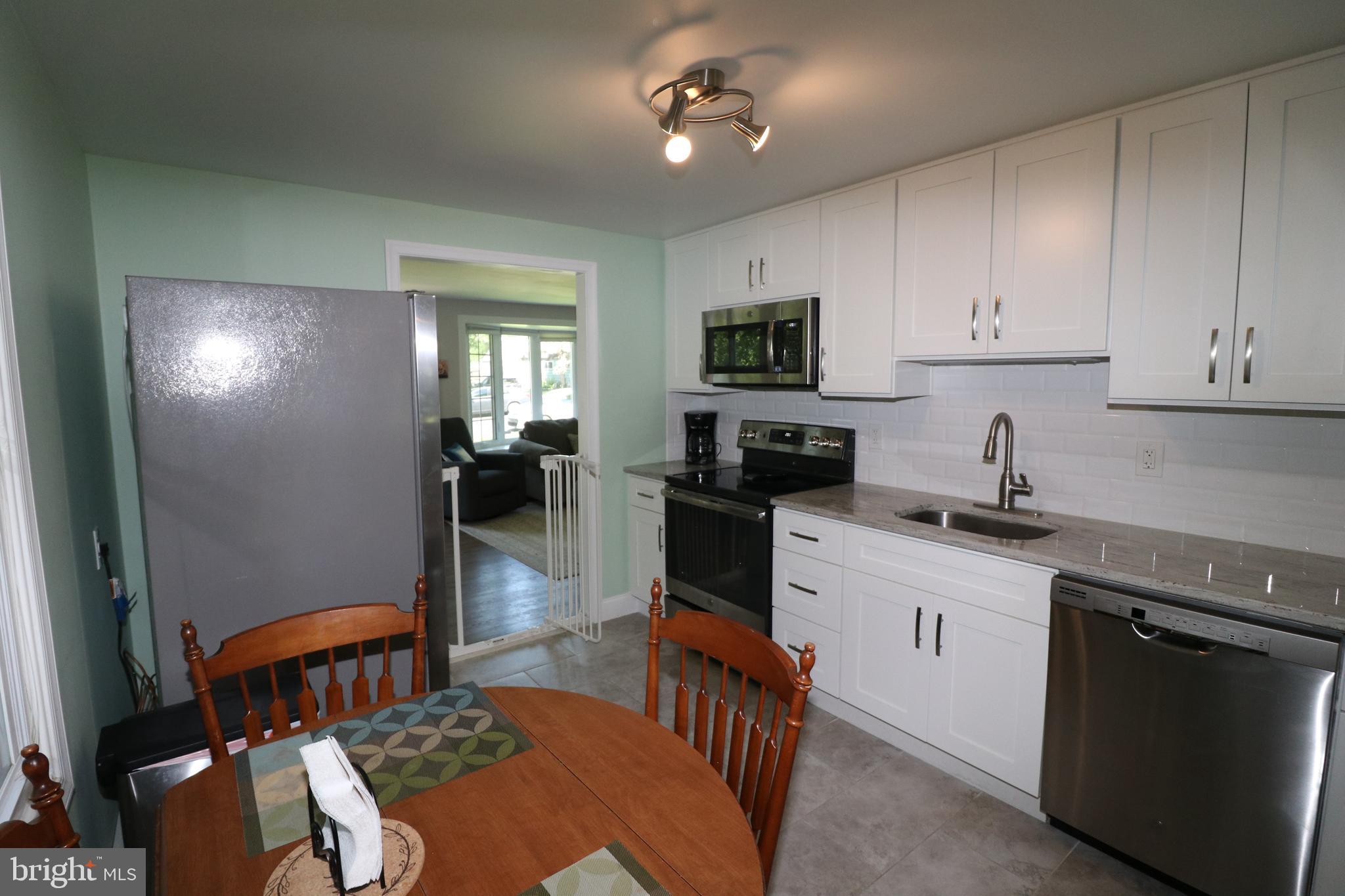 1211 Thomson Road Abington, PA 19001 - Photo 9 of 31 Kitchen