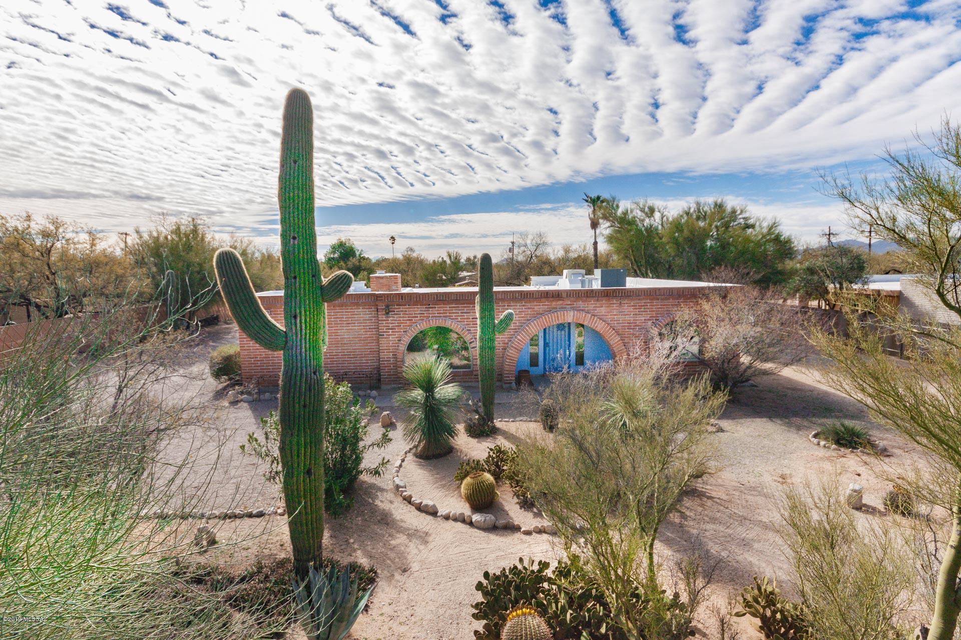 1119 West Middleton Road Tucson, AZ 85704 - Photo 1 of 47 Gallery Image 1