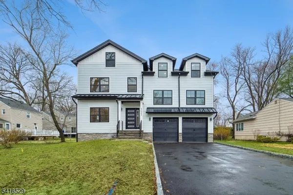 $1,995,000 | 111 North Summit Avenue, Chatham, NJ 07928