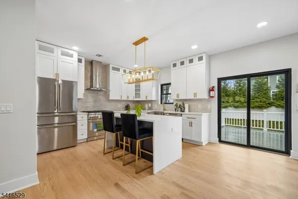 $1,995,000 | 111 North Summit Avenue, Chatham, NJ 07928