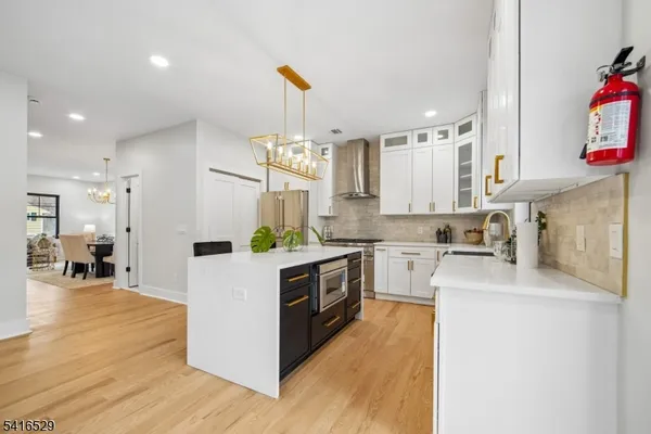 $1,995,000 | 111 North Summit Avenue, Chatham, NJ 07928