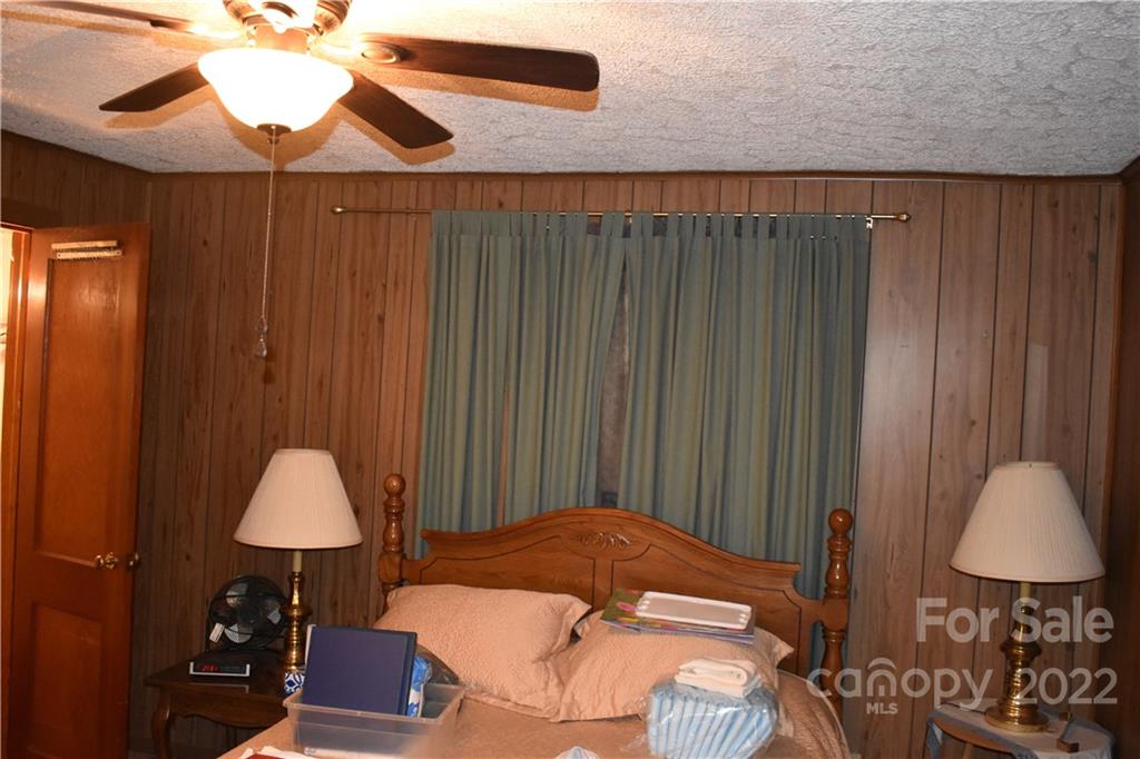 206 Goforth Road Marion, NC 28752 - Photo 18 of 40 Gallery Image 18