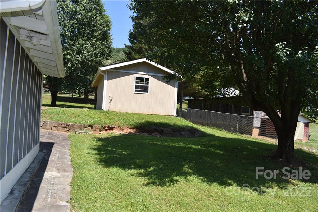 206 Goforth Road Marion, NC 28752 - Photo 32 of 40 Gallery Image 32