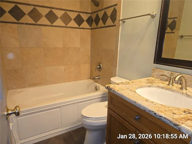 $2,400 | 1013 Greenbriar Drive, Brandon, FL 33511