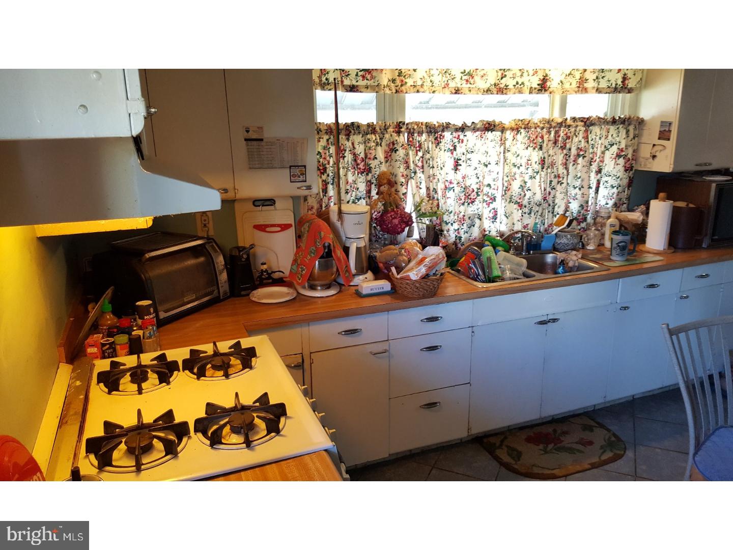 1731 Bath Road Bristol, PA 19007 - Photo 3 of 10 Kitchen