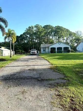 $2,600 | 14653 66th Street North, Loxahatchee, FL 33470