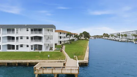 $269,000 | 111 Shore Court, Unit 305C, North Palm Beach, FL 33408