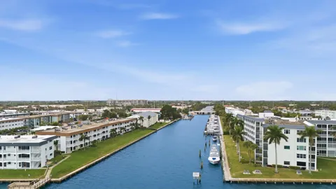 $269,000 | 111 Shore Court, Unit 305C, North Palm Beach, FL 33408