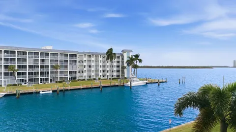 $269,000 | 111 Shore Court, Unit 305C, North Palm Beach, FL 33408