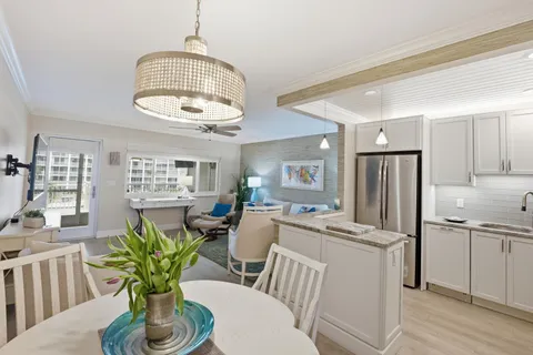 $269,000 | 111 Shore Court, Unit 305C, North Palm Beach, FL 33408