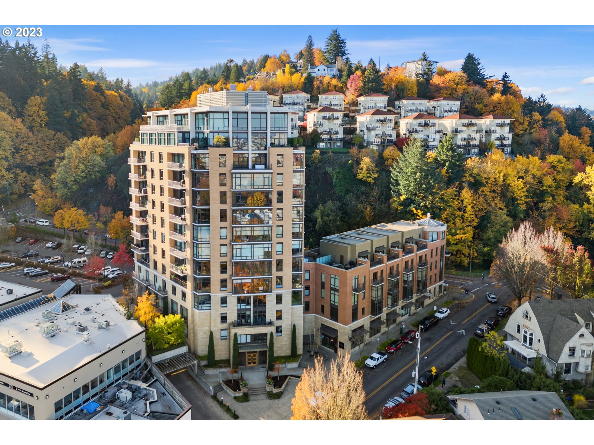 2351 Northwest Westover Road, Unit 904 Portland, OR 97210 - Photo 1 of 43 Gallery Image 1