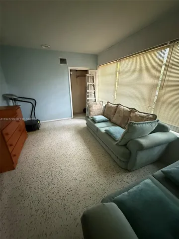 $889,000 | 2560 Southwest 22nd Avenue, Miami, FL 33133