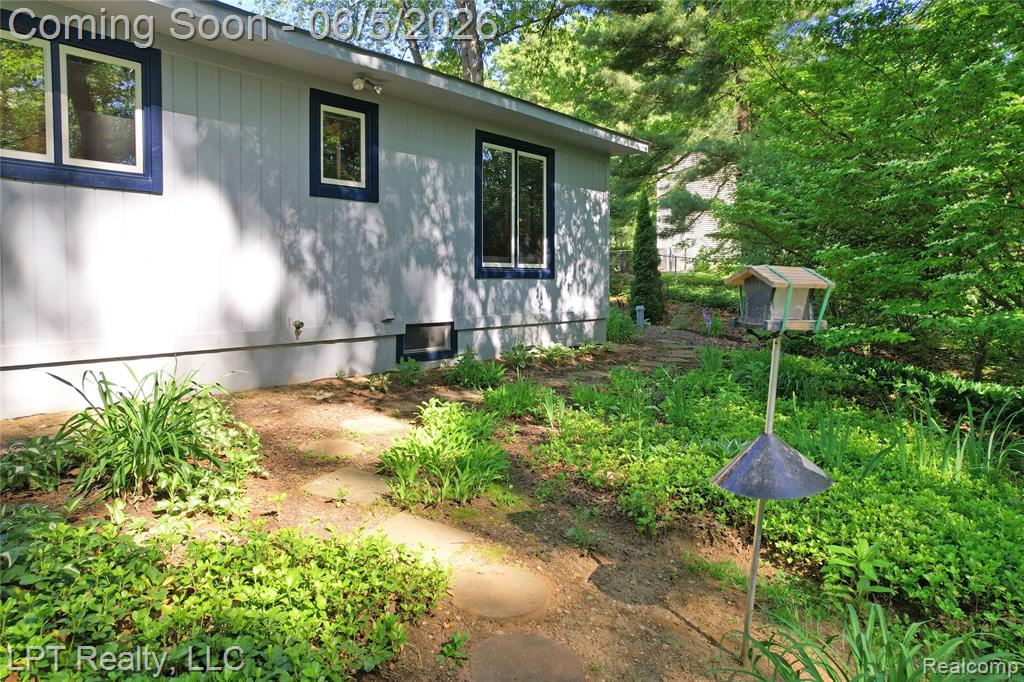5236 Schlenker Road Pinckney, MI 48169 - Photo 9 of 50