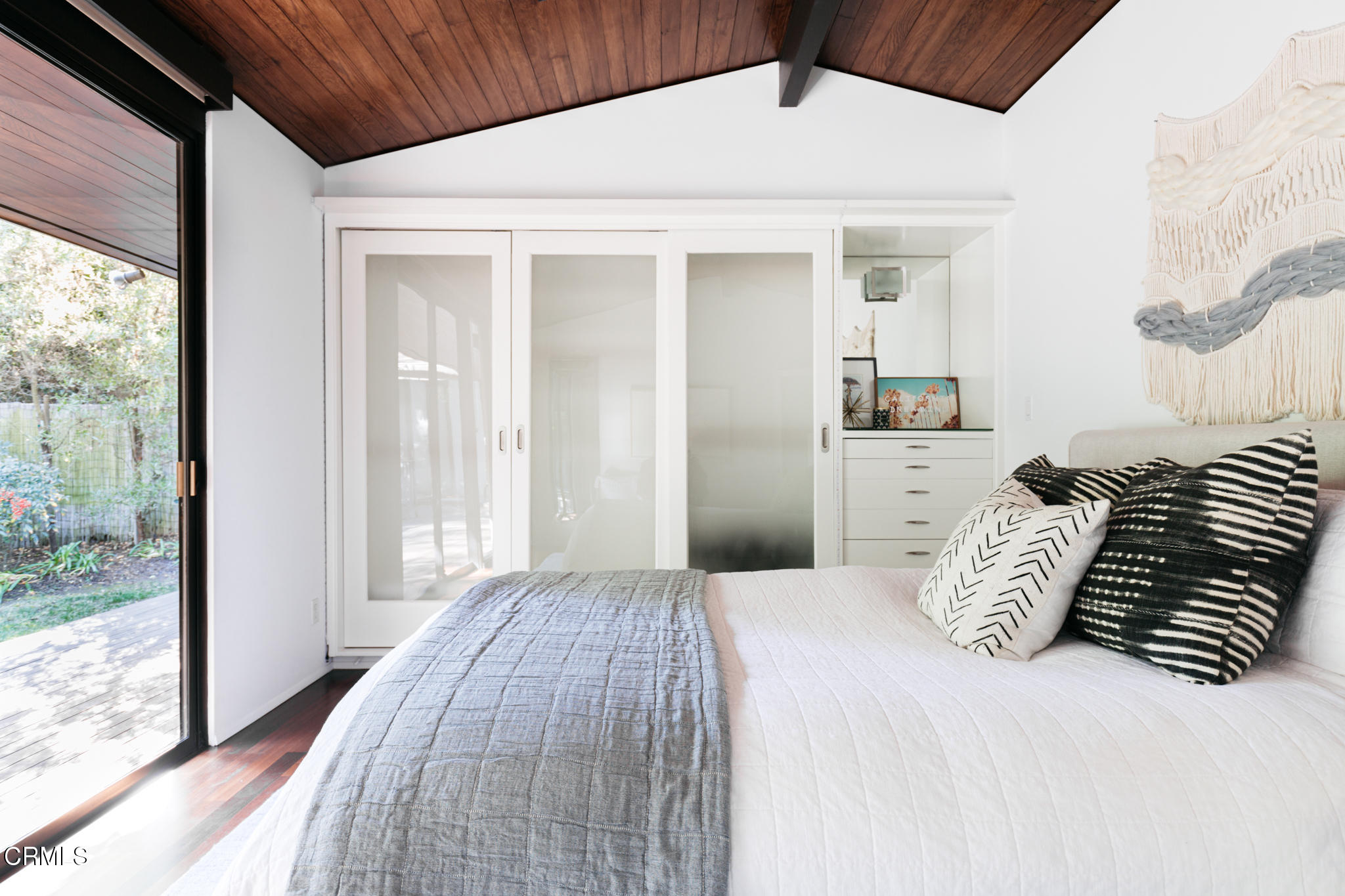 420 Lakeview Road Pasadena, CA 91105 - Photo 15 of 41 Lakeview Rd - www.christopherleefoto.com