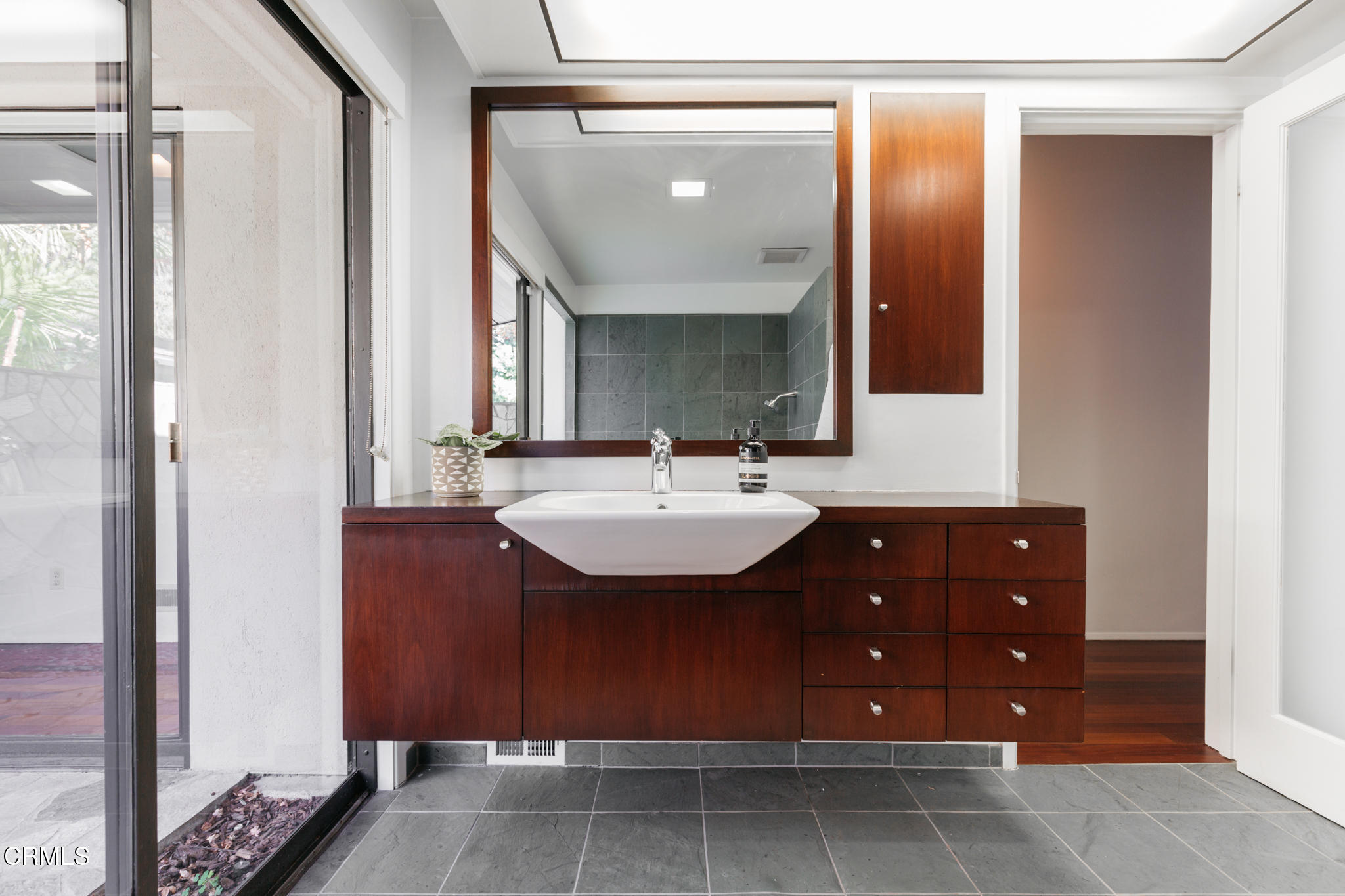 420 Lakeview Road Pasadena, CA 91105 - Photo 17 of 41 Lakeview Rd - www.christopherleefoto.com