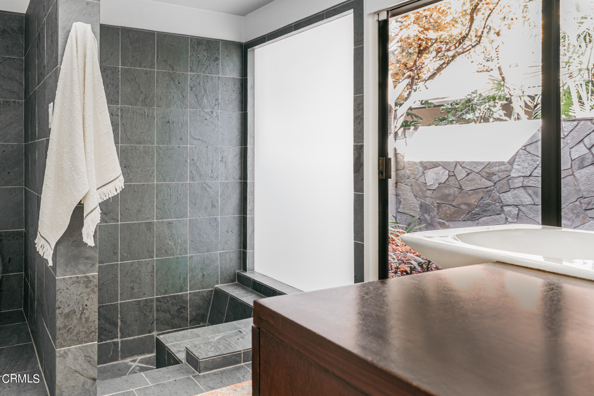 420 Lakeview Road Pasadena, CA 91105 - Photo 18 of 41 Lakeview Rd - www.christopherleefoto.com