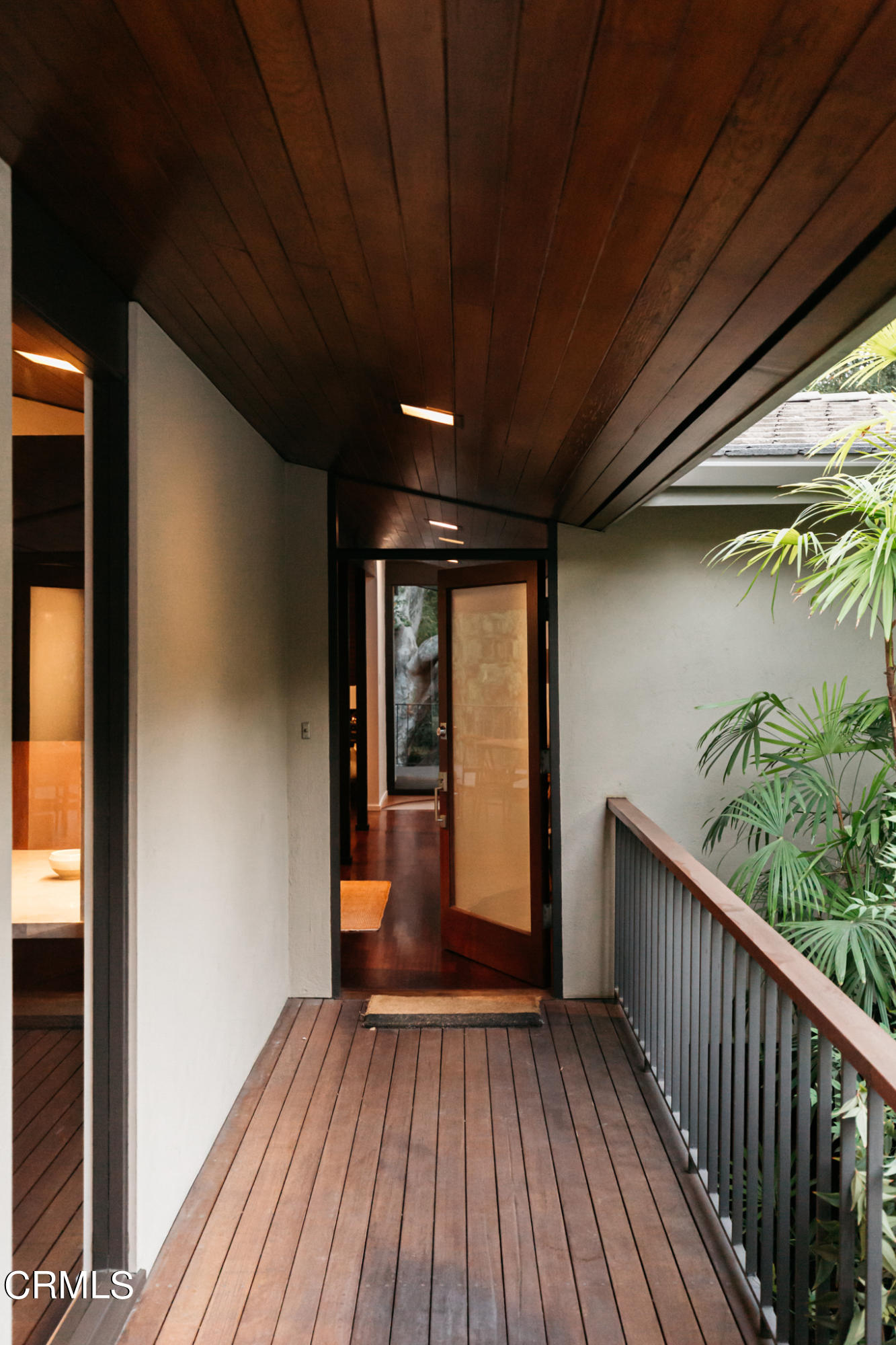 420 Lakeview Road Pasadena, CA 91105 - Photo 3 of 41 Lakeview Rd - www.christopherleefoto.com