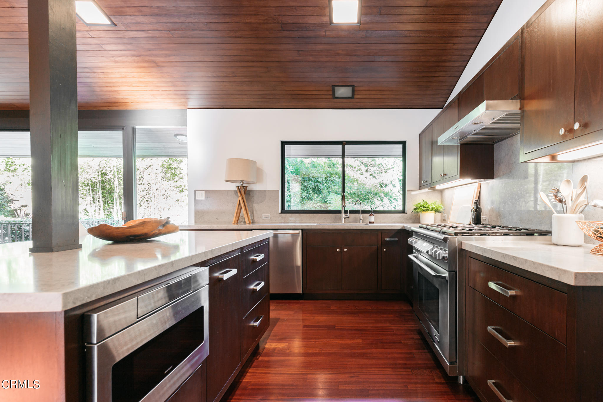 420 Lakeview Road Pasadena, CA 91105 - Photo 8 of 41 Lakeview Rd - www.christopherleefoto.com