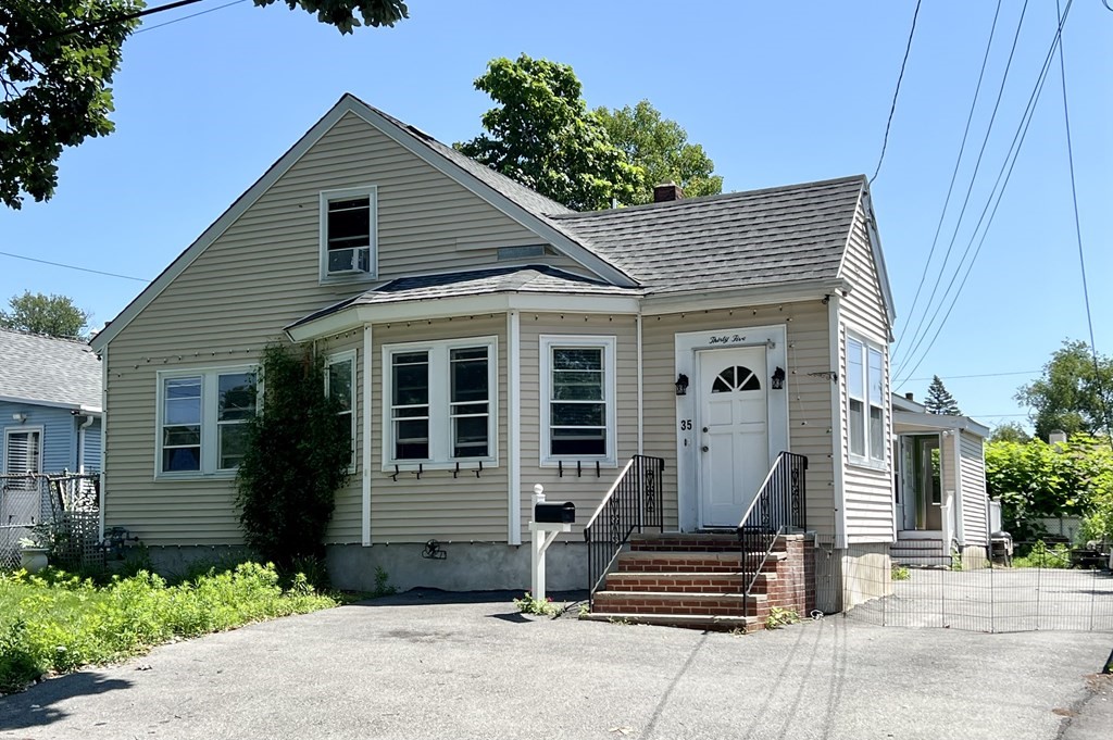 35 Elmwood Road Methuen, MA 01844 - Photo 1 of 19 Gallery Image 1