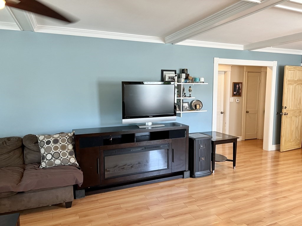 35 Elmwood Road Methuen, MA 01844 - Photo 17 of 19 Gallery Image 17